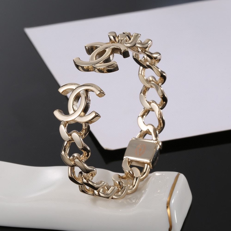 Ch**el bracelets
